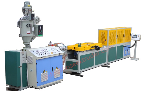 PP WC Stretching Pipe Machine 